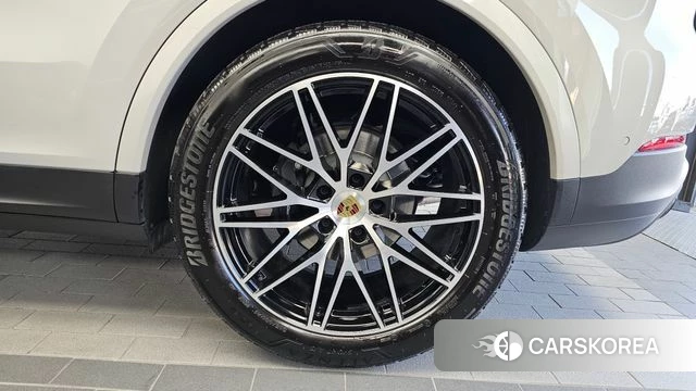Porsche Cayenne (PO536) id 5011390 из Кореи 32