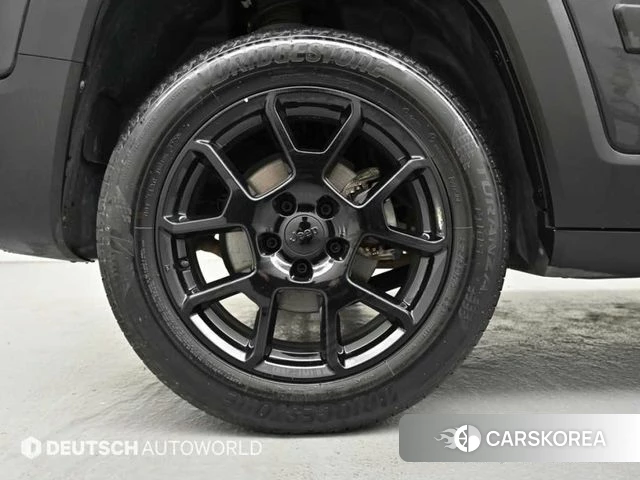 Jeep Renegade id 5031482 из Кореи 15