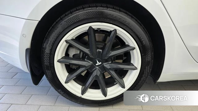 Tesla Model 3 id 4854704 из Кореи 29