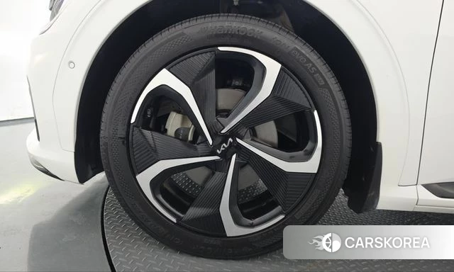 Kia EV6 id 5039997 из Кореи 32