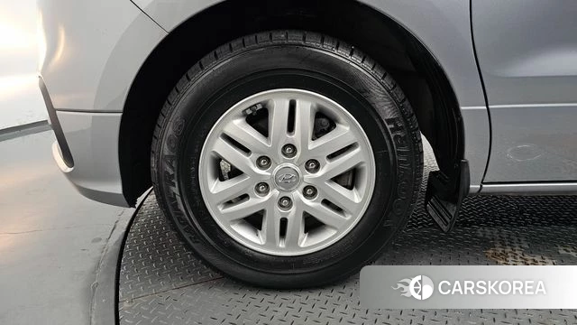 Hyundai The New Grand Starex id 5028909 из Кореи 15