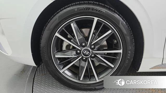 Hyundai The New Grandeur IG id 4780054 из Кореи 26