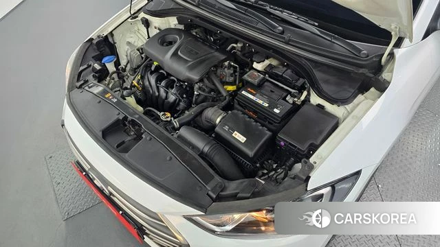 Hyundai Avante AD id 5042255 из Кореи 26