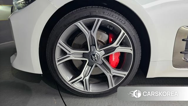 Kia Stinger id 4952797 из Кореи 15