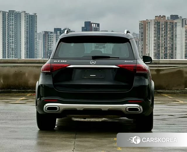 Mercedes-Benz GLE 2023 Черный из Китая, фото 5