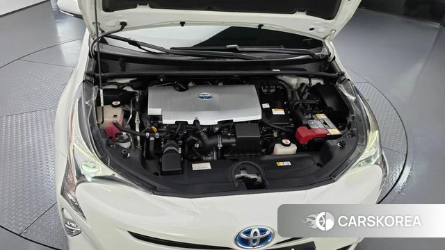 Toyota Prius 4th Generation id 5013864 из Кореи 26