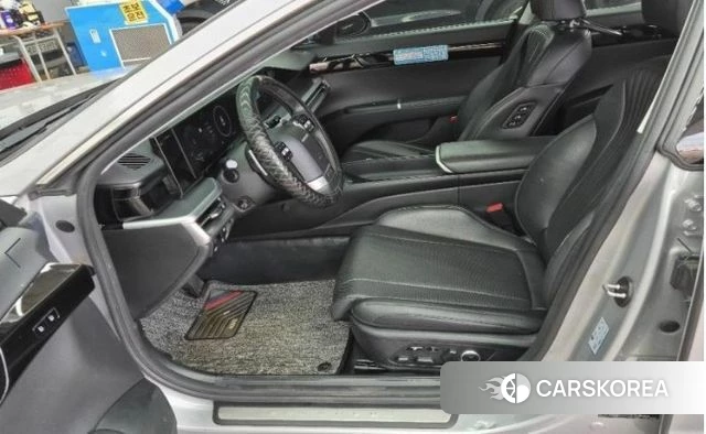 Hyundai Grandeur (GN7) 2024 Серебристо-серый из Кореи, фото 5