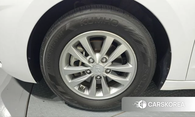 Hyundai The New Avante AD id 5013449 из Кореи 25