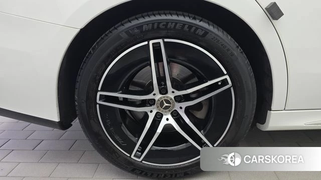 Mercedes-Benz E-Class W214 id 4916680 из Кореи 28