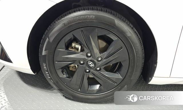 Hyundai Avante Hybrid (CN7) id 5016839 из Кореи 25