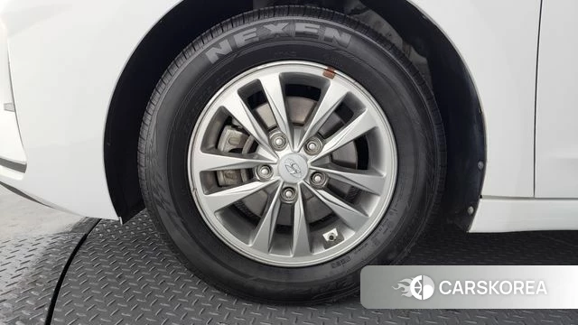 Hyundai The New Avante AD id 3820340 из Кореи 15
