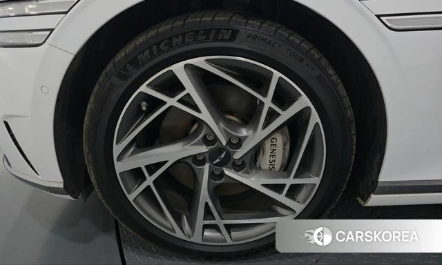 Genesis G90 (RS4) id 5012500 из Кореи 31