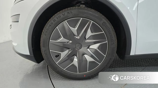 Tesla Model Y id 4904042 из Кореи 15