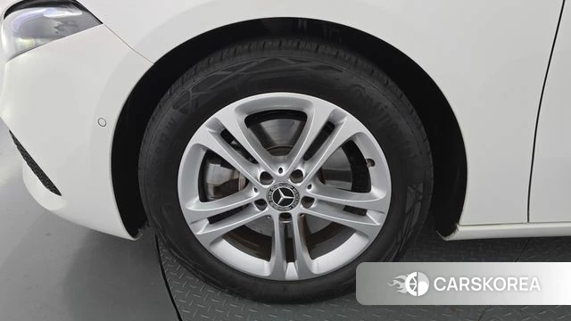 Mercedes-Benz A-Class W177 id 4950451 из Кореи 25