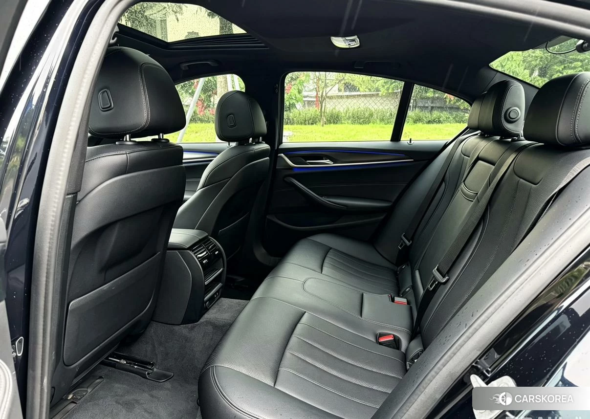 BMW 5 series 2020 Черный из Китая, фото 5