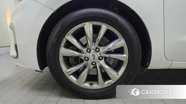 Kia The New Carnival id 4953026 из Кореи 25