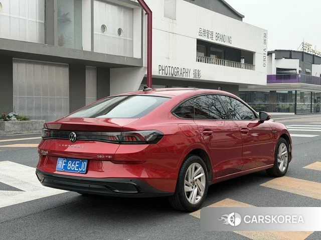 Volkswagen Lamando 2023 Красный из Китая, фото 5