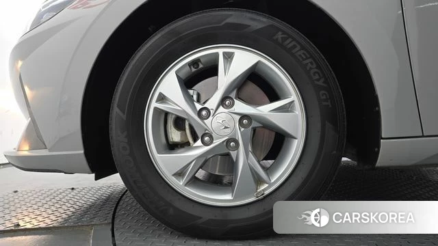 Hyundai Avante (CN7) id 5012009 из Кореи 15