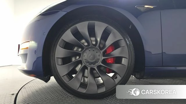 Tesla Model 3 id 4881663 из Кореи 29