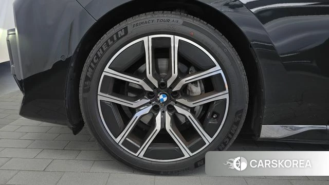 BMW 7 Series (G70) id 5033141 из Кореи 15