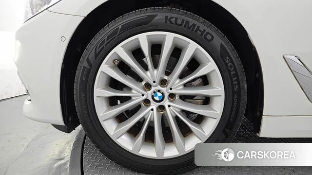 BMW 5 Series (G30) id 4988521 из Кореи 29