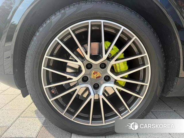 Porsche Cayenne (PO536) id 5000691 из Кореи 15