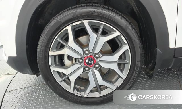 Kia Seltos id 5035519 из Кореи 29