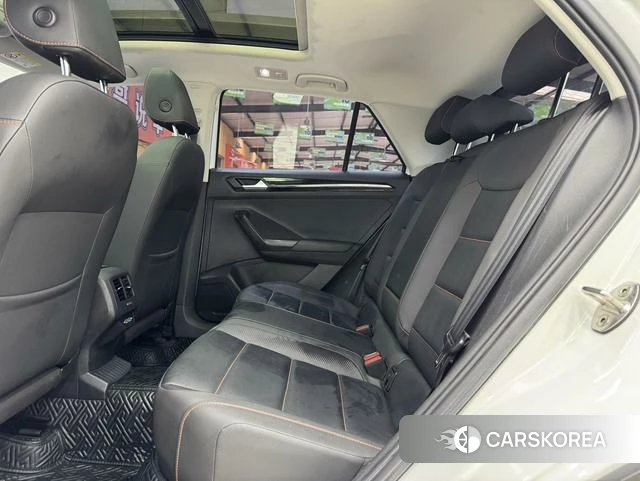 Volkswagen T-Roc 2021 Белый из Китая, фото 5