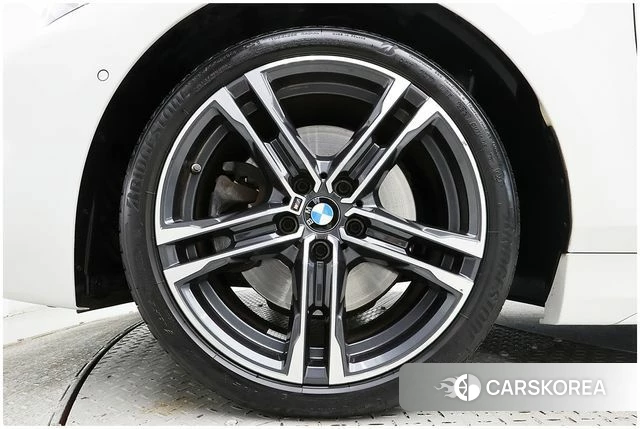 BMW 1 Series (F40) id 5034612 из Кореи 15