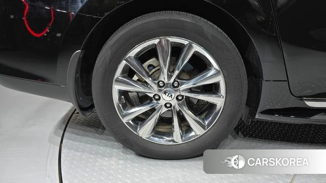 Kia The New Carnival id 4998186 из Кореи 29