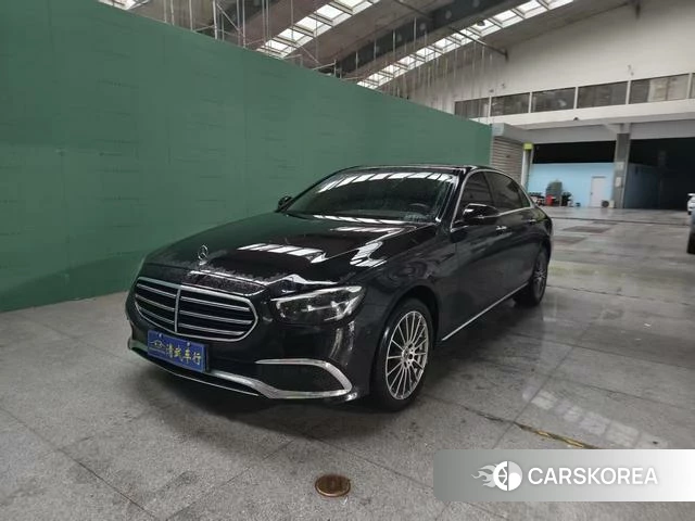 Mercedes-Benz E-Class 2023 Черный из Китая, фото 5