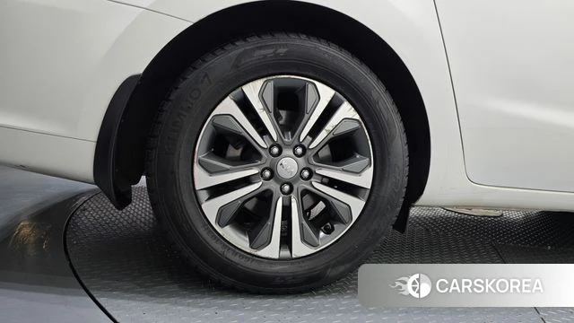 Kia The New Carnival id 4982844 из Кореи 26