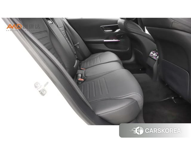 Mercedes-Benz C-class 2024 Белый из Китая, фото 5