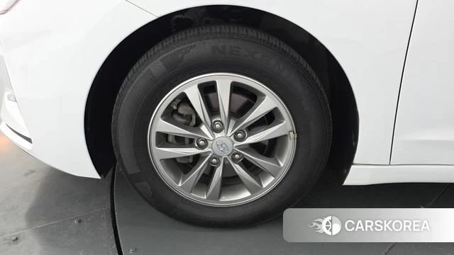 Hyundai The New Avante AD id 4849589 из Кореи 15