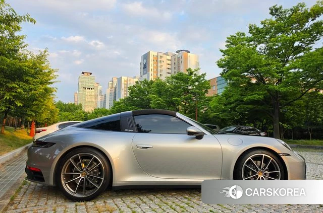 Porsche 911(992) 2024 Серебряный из Кореи, фото 5