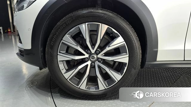 Volvo V90 Cross-Country id 4894304 из Кореи 15
