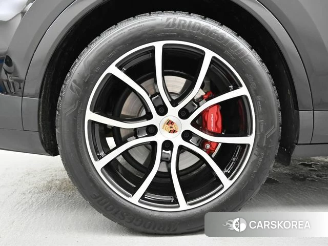Porsche Cayenne (PO536) id 4589901 из Кореи 15