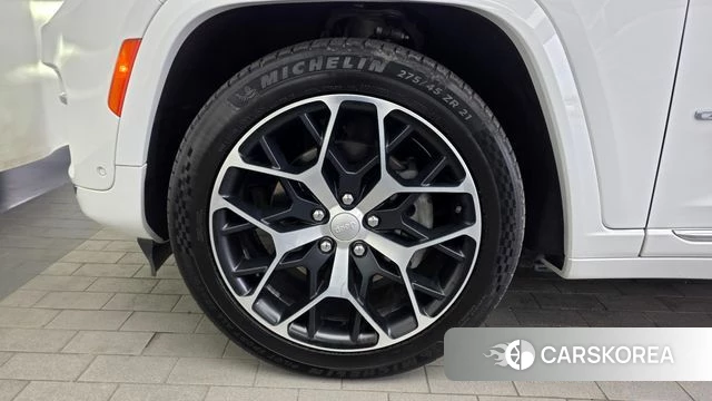 Jeep Grand Cherokee (WL) id 4991296 из Кореи 27