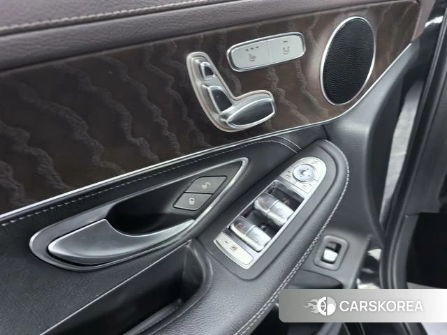 Mercedes-Benz GLC 2020 Черный из Китая, фото 6