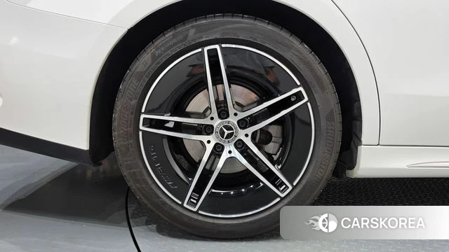 Mercedes-Benz E-Class W214 id 5045435 из Кореи 15