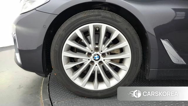 BMW 5 Series (G30) id 5003561 из Кореи 15