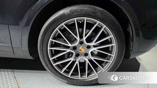 Porsche Cayenne (PO536) id 5016859 из Кореи 15