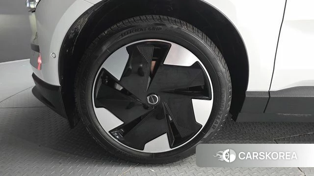Volvo EX30 id 4748767 из Кореи 15