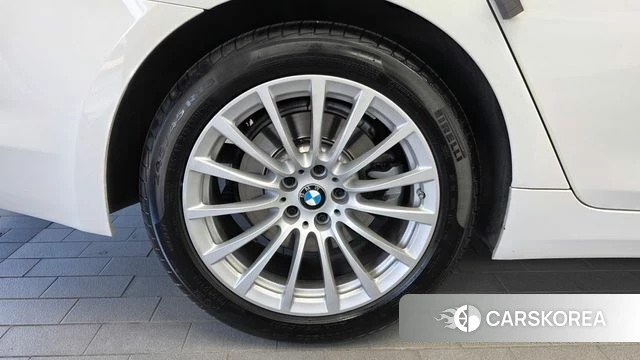 BMW 5 Series (G30) id 5028936 из Кореи 27