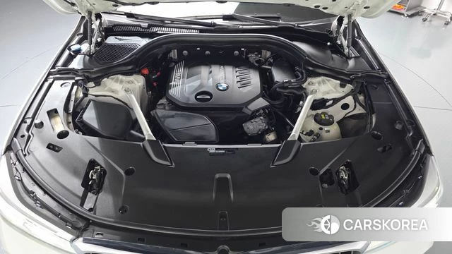 BMW 6 Series GT (G32) id 5018536 из Кореи 32