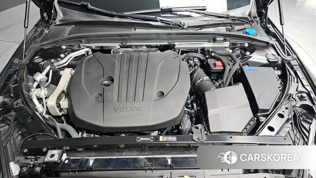 Volvo S60 3rd generation id 5021429 из Кореи 32