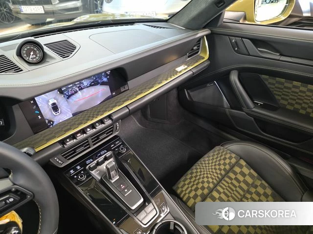 Porsche 911(992) id 4949751 из Кореи 16
