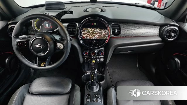 Mini Cooper Electric id 4899206 из Кореи 29