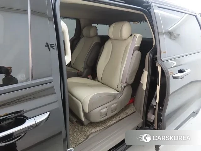 Kia The New Carnival 4th Generation id 3289003 из Кореи 16
