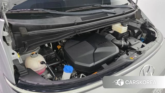 Hyundai Staria id 5028045 из Кореи 16